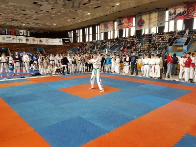 azia2018_1